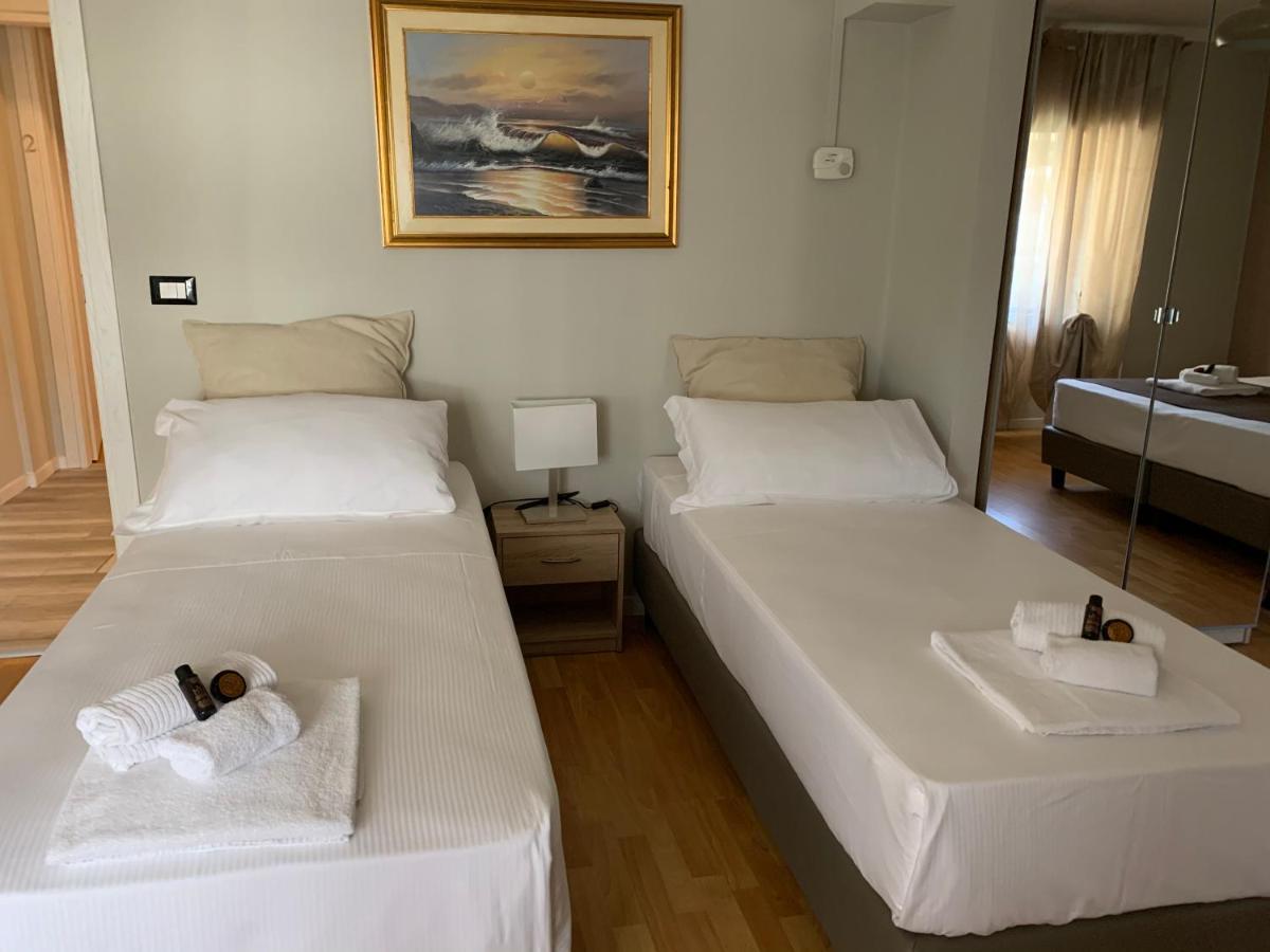 Domus Fieschi Rooms Genoa Luaran gambar