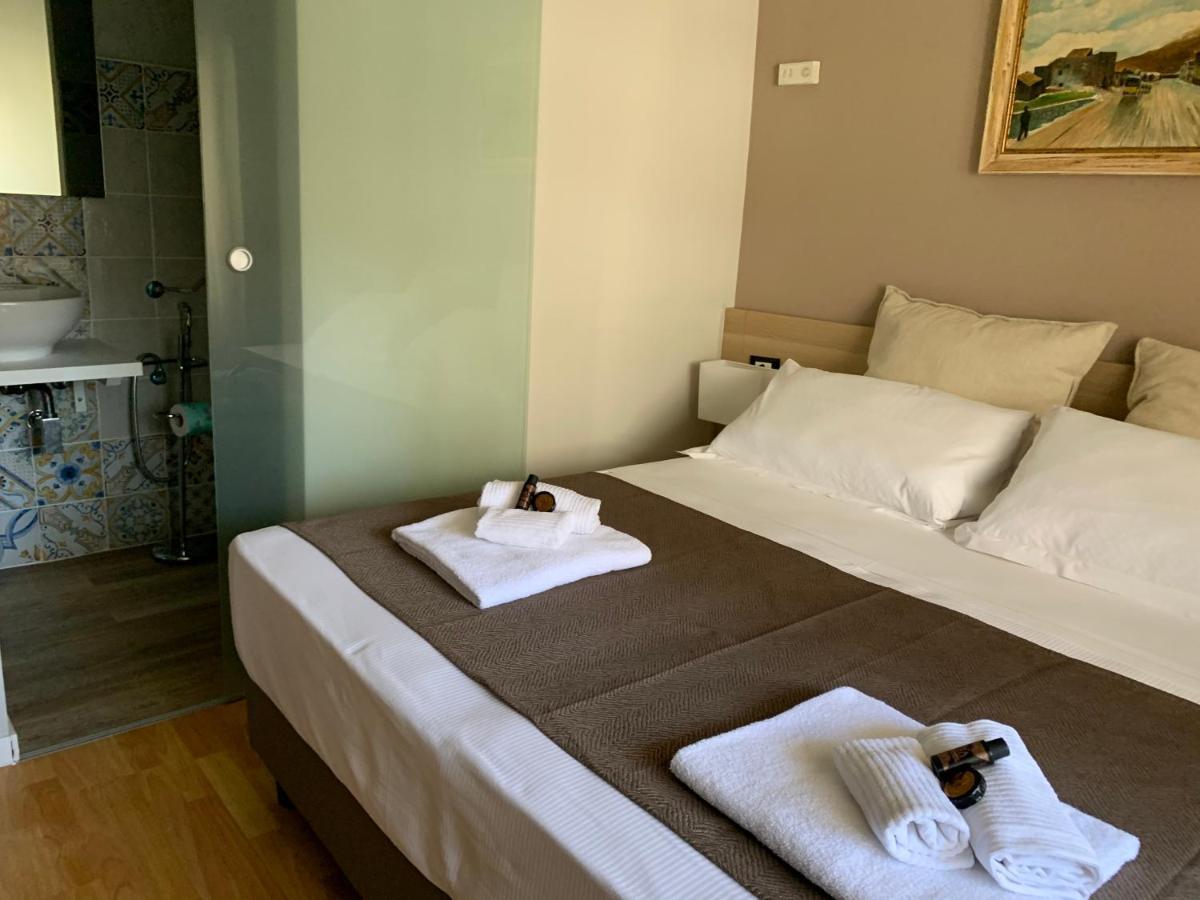 Domus Fieschi Rooms Genoa Luaran gambar