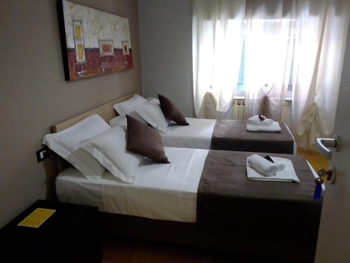 Domus Fieschi Rooms Genoa Luaran gambar