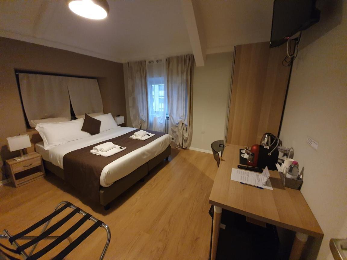 Domus Fieschi Rooms Genoa Luaran gambar