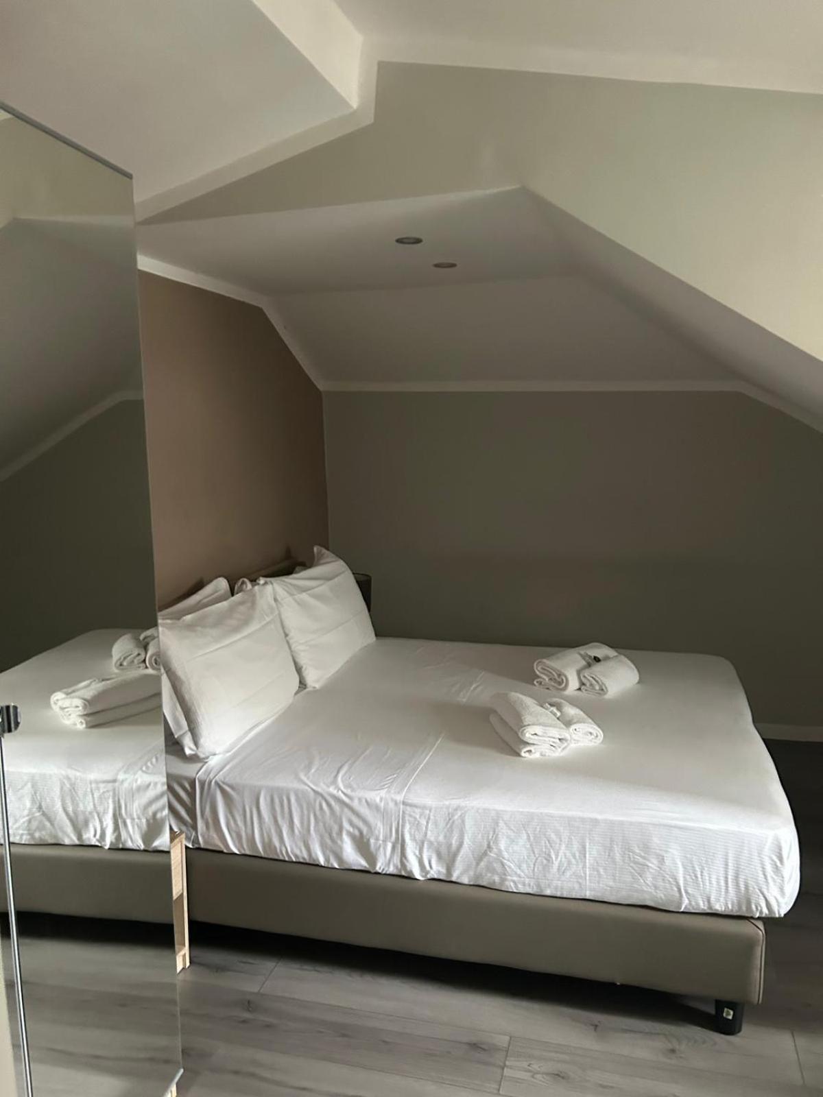 Domus Fieschi Rooms Genoa Luaran gambar